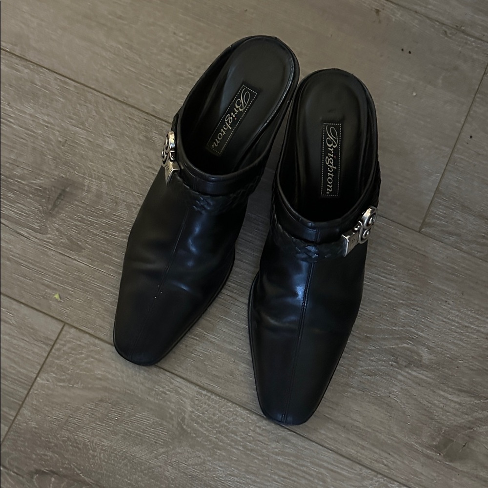 Brighton “twist” mules